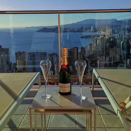 Skyline Floor 28 Sea Views Apartment Benidorm Bagian luar foto