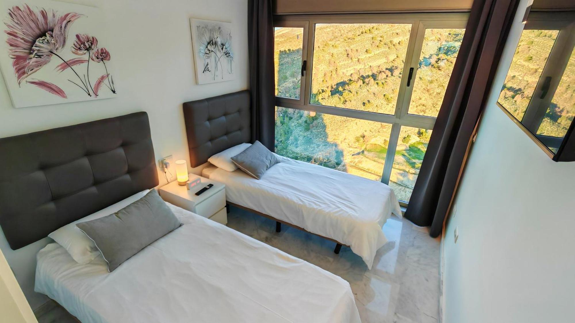 Skyline Floor 28 Sea Views Apartment Benidorm Bagian luar foto
